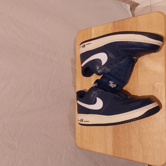 Nike Air Force 1 - Picture 2 of 7